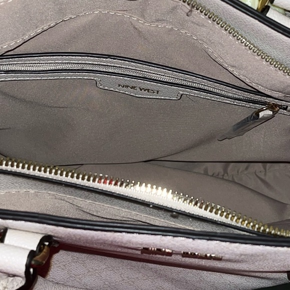 Nine West ‘Duval’ Crossbody Bag - Picture 5 of 13